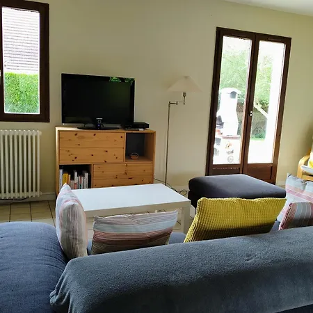 Belle Et Grande Maison Familiale à Cabourg, 7 Pers Et 1 Bébé, Proche Hippodrome Сasa de vacaciones Cabourg