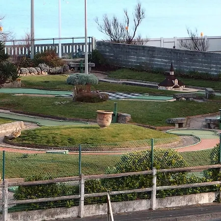 Belle Et Grande Maison Familiale à Cabourg, 7 Pers Et 1 Bébé, Proche Hippodrome Cabourg