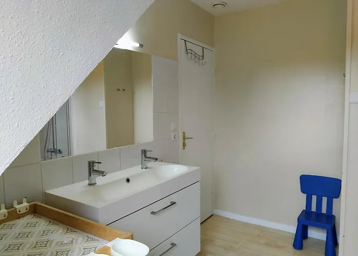 Belle Et Grande Maison Familiale A Cabourg, 7 Pers Et 1 Bebe, Proche Hippodrome بيت للعطل