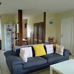 Дом отдыха Belle Et Grande Maison Familiale A Cabourg, 7 Pers Et 1 Bebe, Proche Hippodrome *