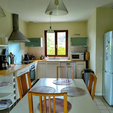 Сasa de vacaciones Belle Et Grande Maison Familiale A Cabourg, 7 Pers Et 1 Bebe, Proche Hippodrome