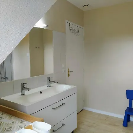 Belle Et Grande Maison Familiale A Cabourg, 7 Pers Et 1 Bebe, Proche Hippodrome Сasa de vacaciones *