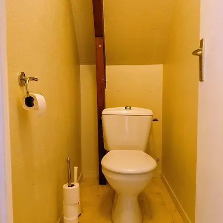 Belle Et Grande Maison Familiale A Cabourg, 7 Pers Et 1 Bebe, Proche Hippodrome Дом отдыха Кабур