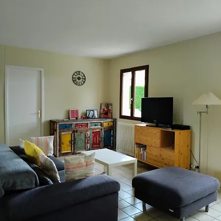 Belle Et Grande Maison Familiale A Cabourg, 7 Pers Et 1 Bebe, Proche Hippodrome *