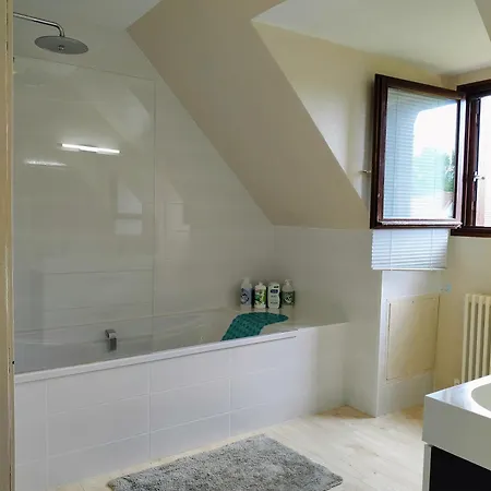 Belle Et Grande Maison Familiale A Cabourg, 7 Pers Et 1 Bebe, Proche Hippodrome Ferienhaus *