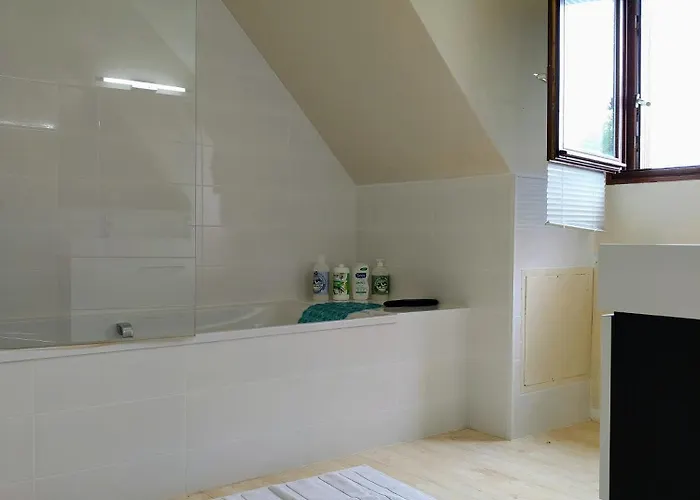 Belle Et Grande Maison Familiale A Cabourg, 7 Pers Et 1 Bebe, Proche Hippodrome Cabourg